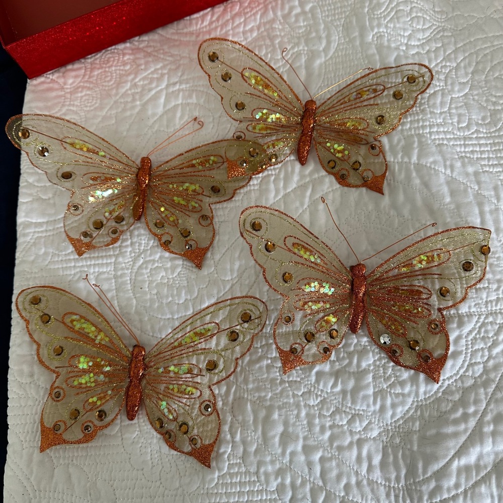 Set of 4 Shimmering Butterfly Ornaments Glitter Wire Decor